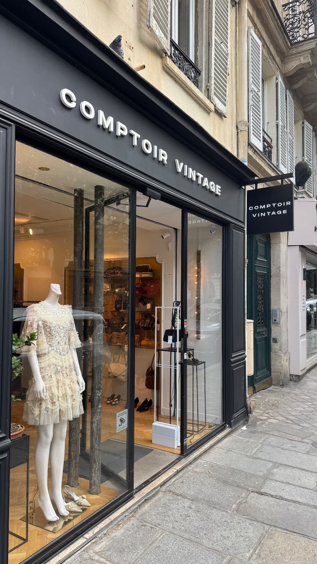 Comptoir Vintage - Vintage Shop Paris — Shop in Paris